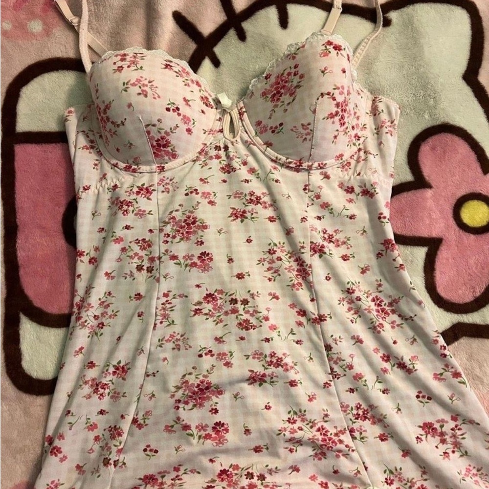 pink floral bustier cami ‧₊˚✩